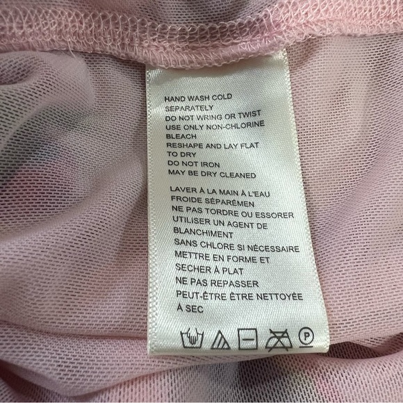 Free People Betty’s Garden Pink Combo Floral Long Sleeve Top size small - Picture 10 of 12